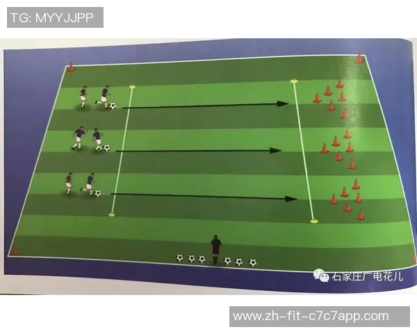 足球平铺图案的艺术魅力与设计灵感探索之旅